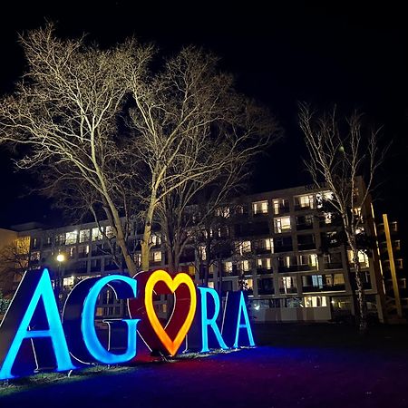 Hotel Agora เนพทุน ภายนอก รูปภาพ