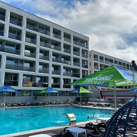 Hotel Agora เนพทุน ภายนอก รูปภาพ